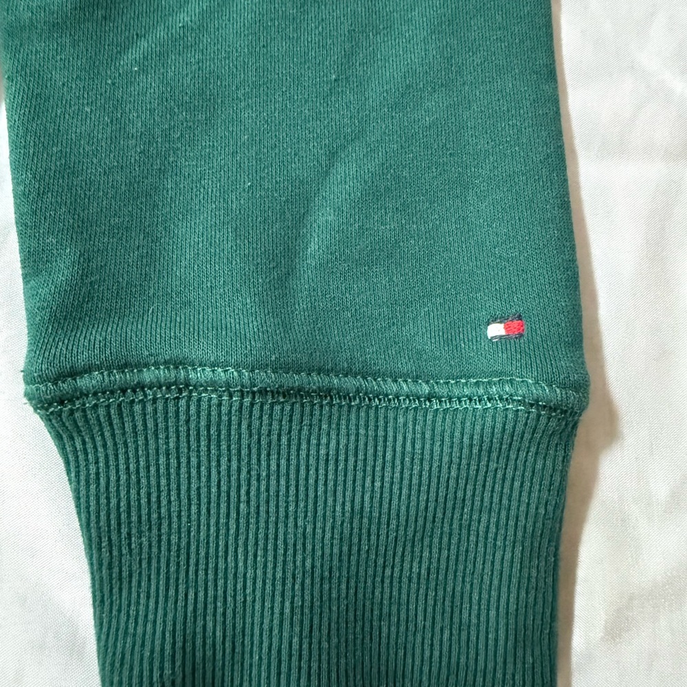 Tommy Hilfiger Hoodie Boys XL Green Logo Pullover Youth 18 20 - Picture 4 of 6